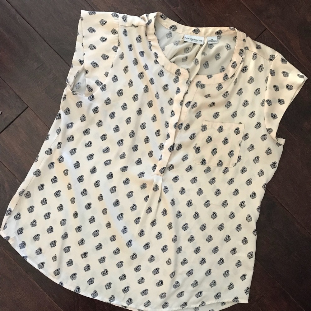 LOFT Silk like short sleeve paisley blouse